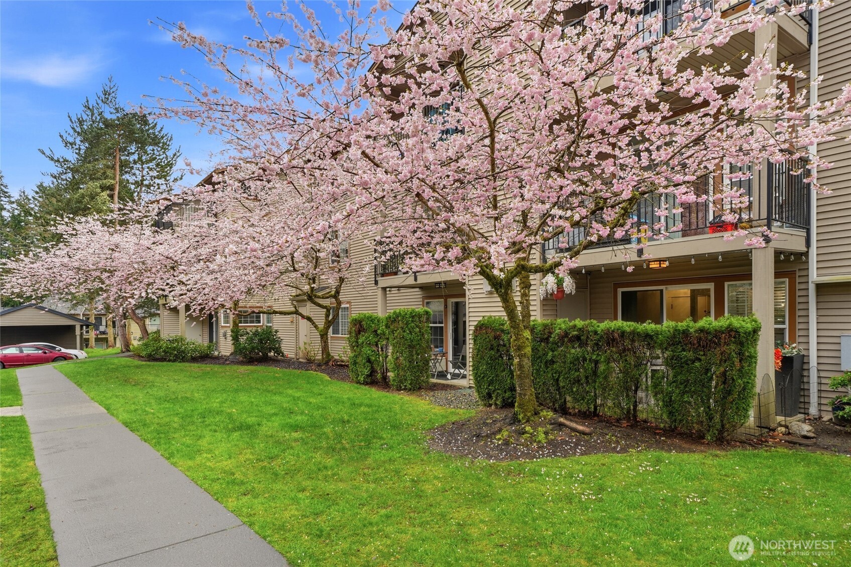 25025 SE Klahanie Boulevard #K101, Sammamish, WA 98029