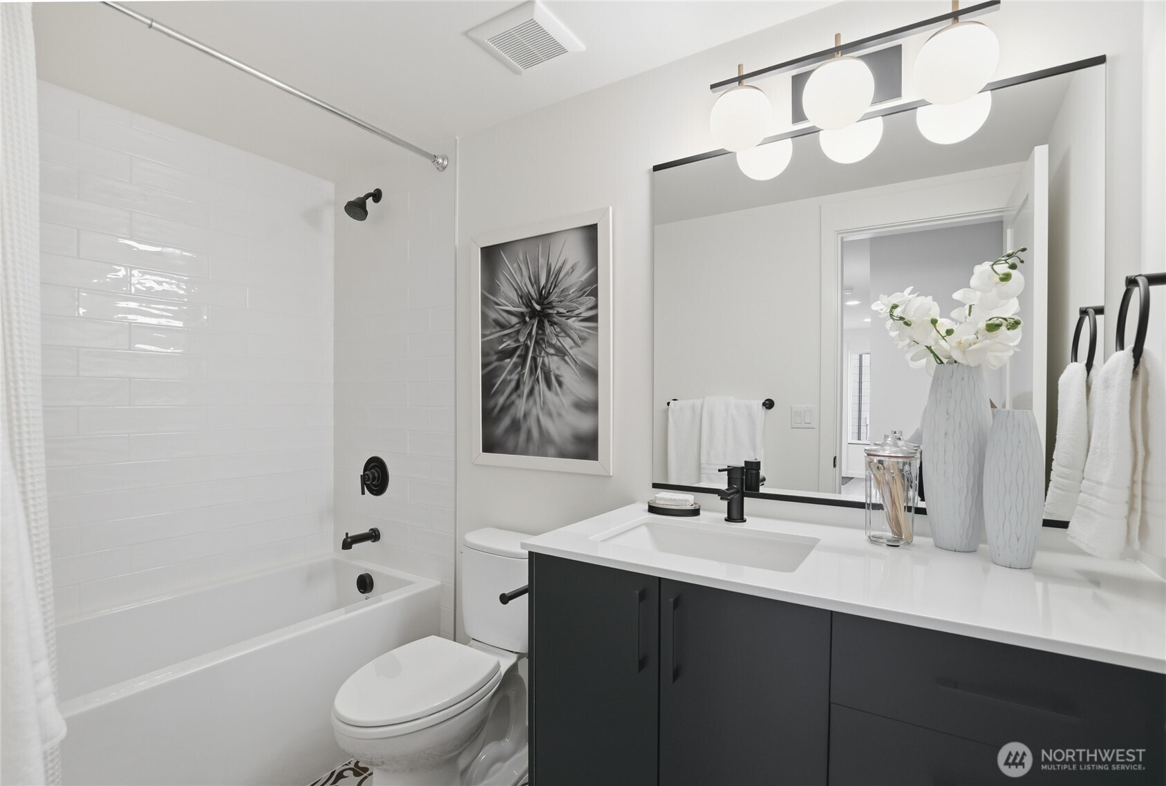 3646 Greenwood Avenue N #A, Seattle, WA 98103