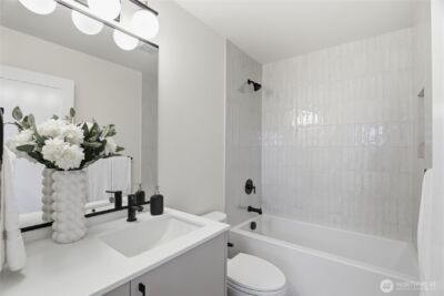 3646 Greenwood Avenue N #A, Seattle, WA 98103 - Photo 28