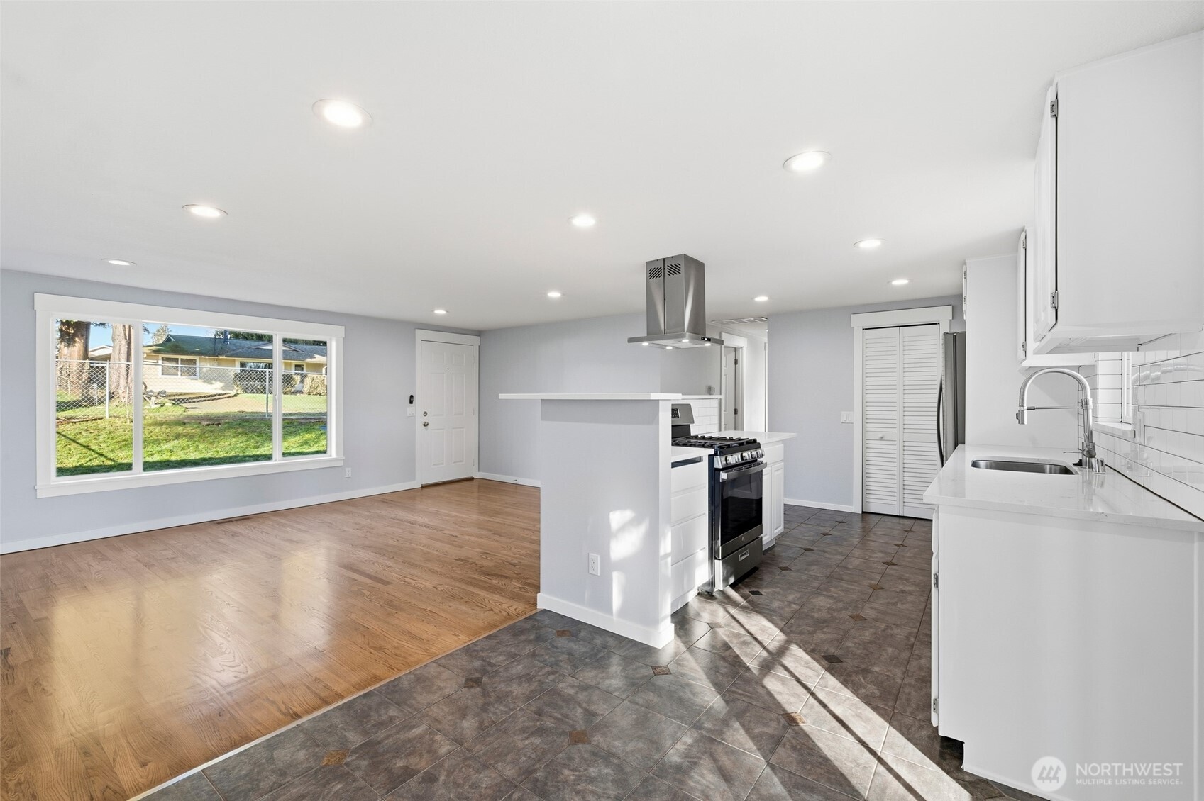 12005 SE 157th Place , Renton, WA 98058