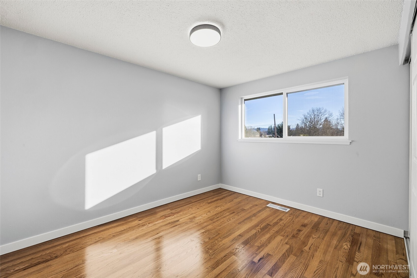 12005 SE 157th Place , Renton, WA 98058