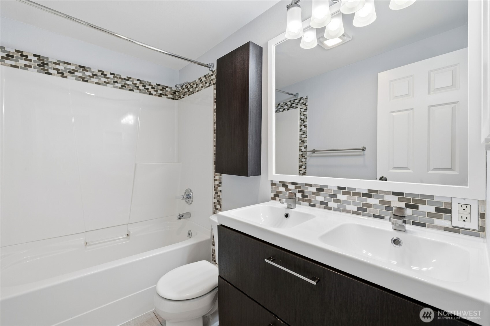 12005 SE 157th Place , Renton, WA 98058