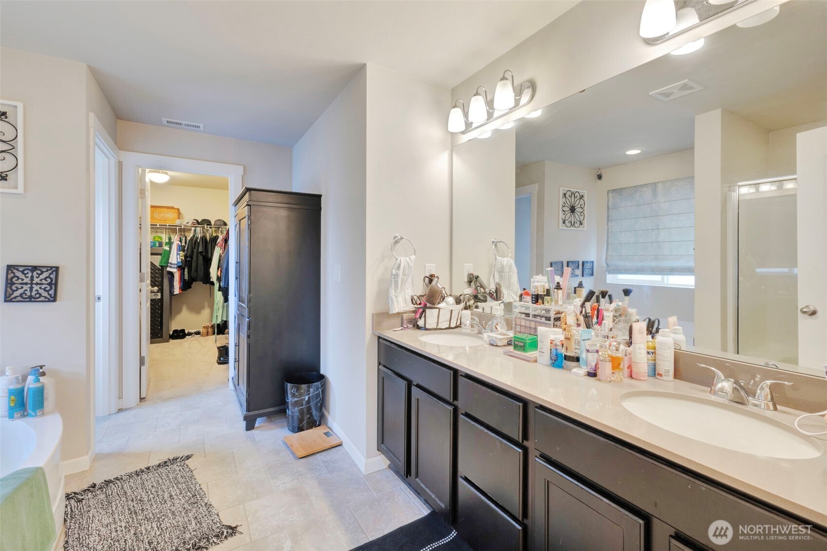 210 Fielding Street Ct E, Orting, WA 98360