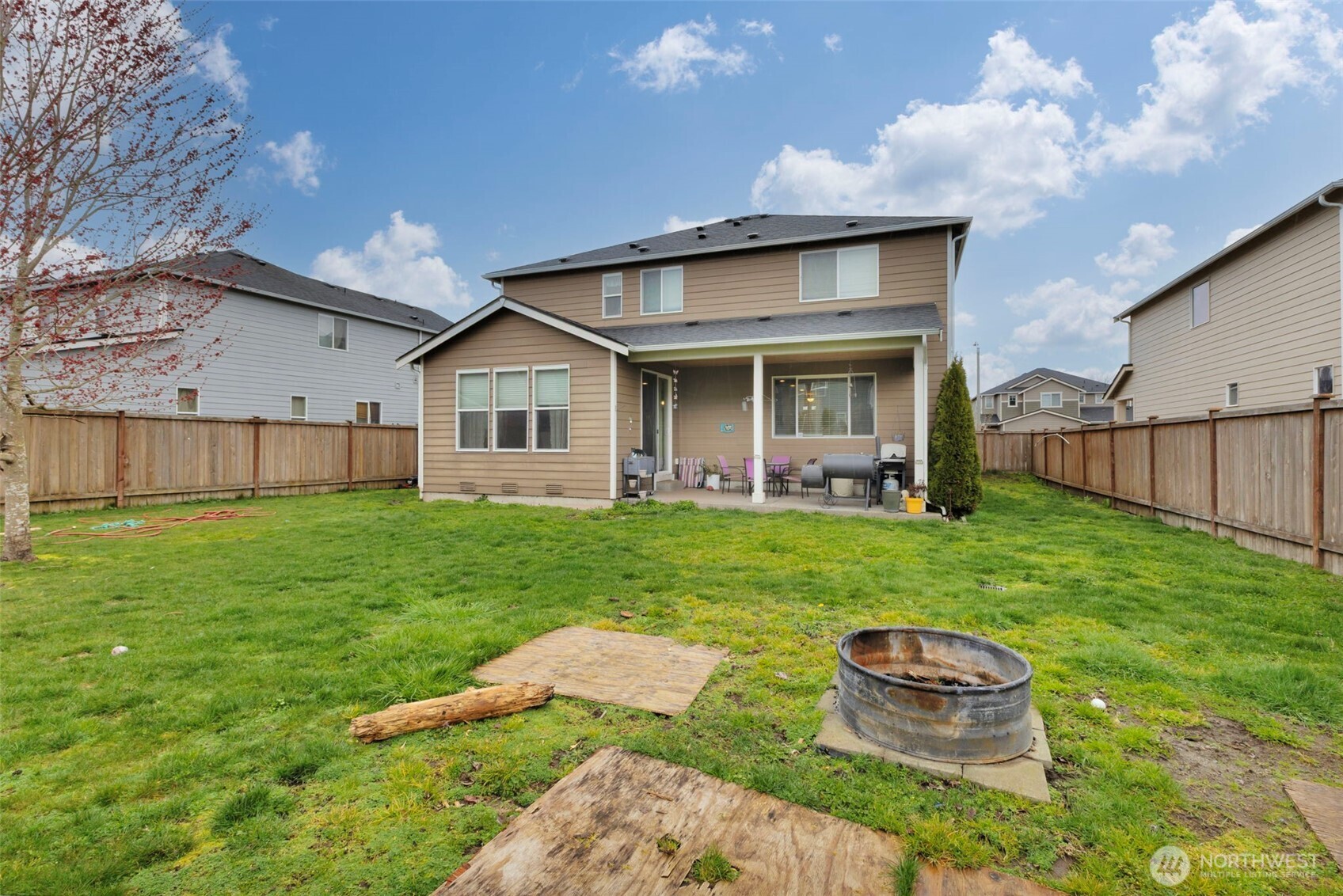 210 Fielding Street Ct E, Orting, WA 98360