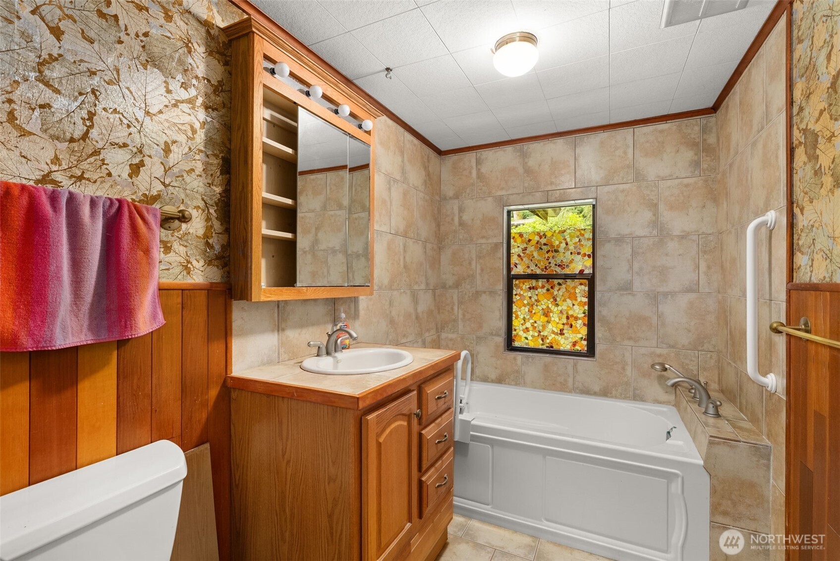 17 McKinney Road , Raymond, WA 98577