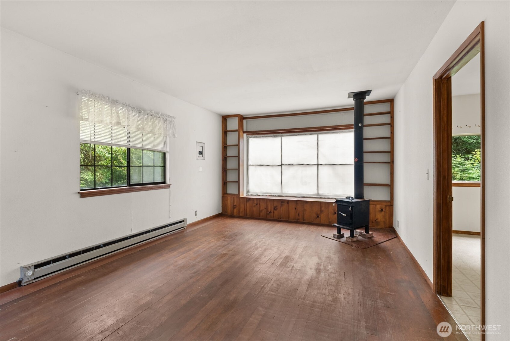 17 McKinney Road , Raymond, WA 98577