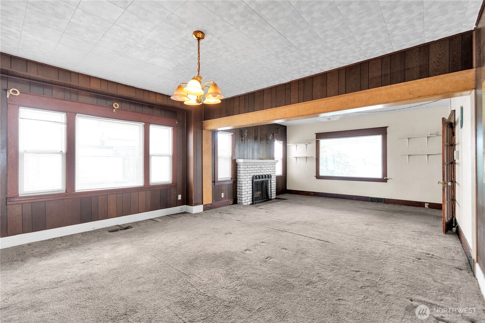 1208 S Ainsworth Avenue , Tacoma, WA 98405