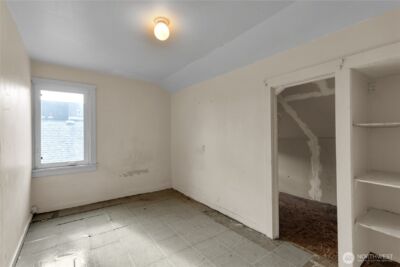 1208 S Ainsworth Avenue , Tacoma, WA 98405 - Photo 8