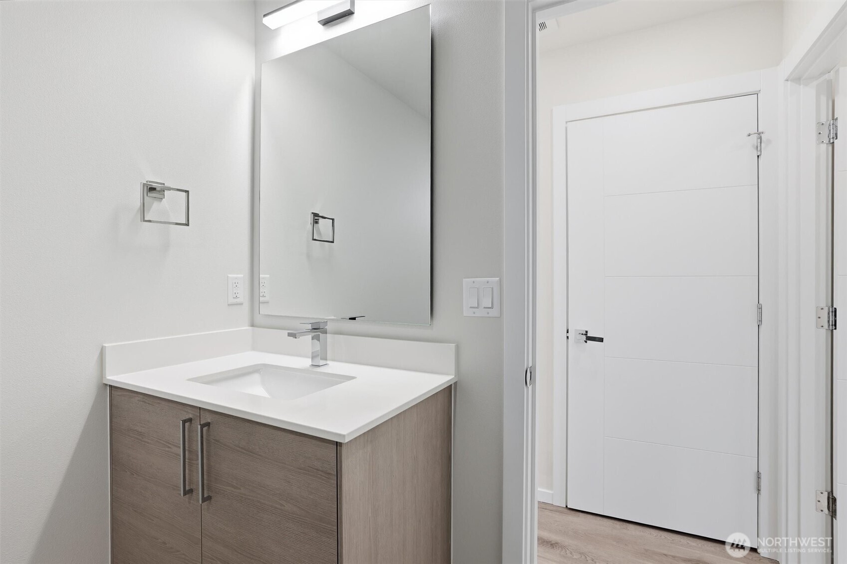 1816 24th Avenue S, Seattle, WA 98144