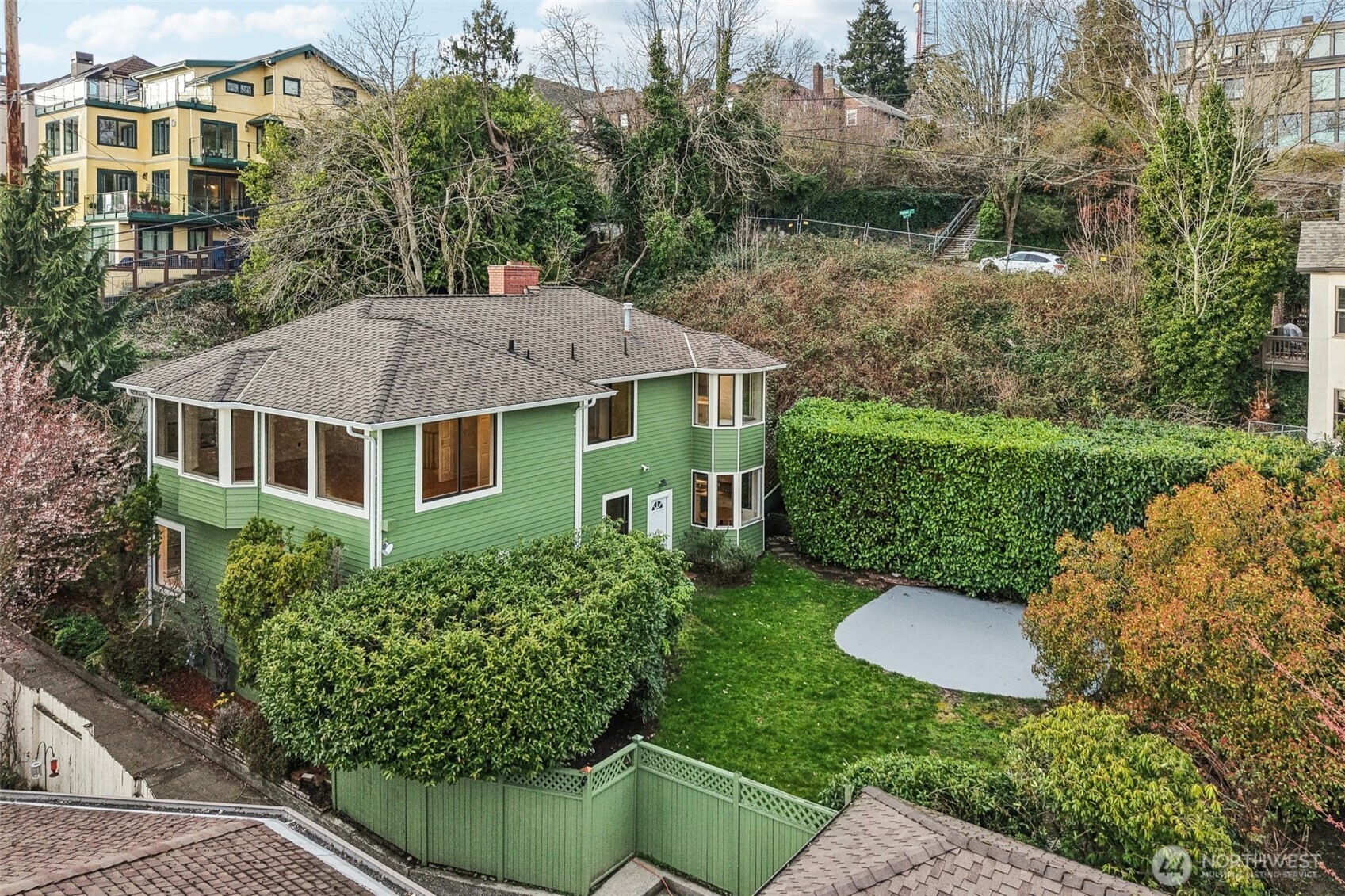 1114 2nd Avenue N, Seattle, WA 98109