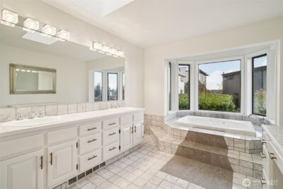 1114 2nd Avenue N, Seattle, WA 98109 - Photo 19