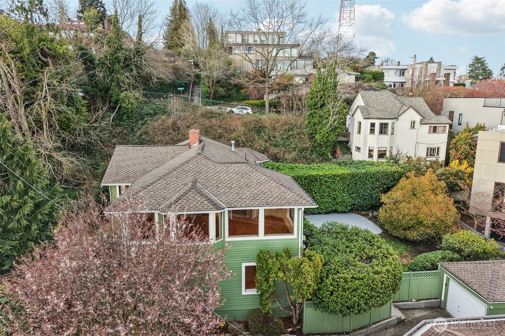 1114 2nd Avenue N, Seattle, WA 98109