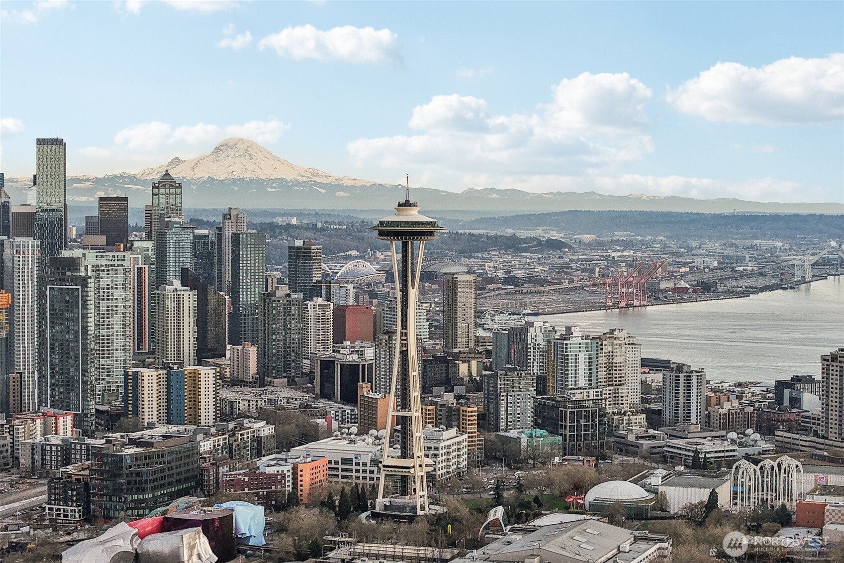 1114 2nd Avenue N, Seattle, WA 98109