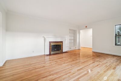 1114 2nd Avenue N, Seattle, WA 98109 - Photo 4