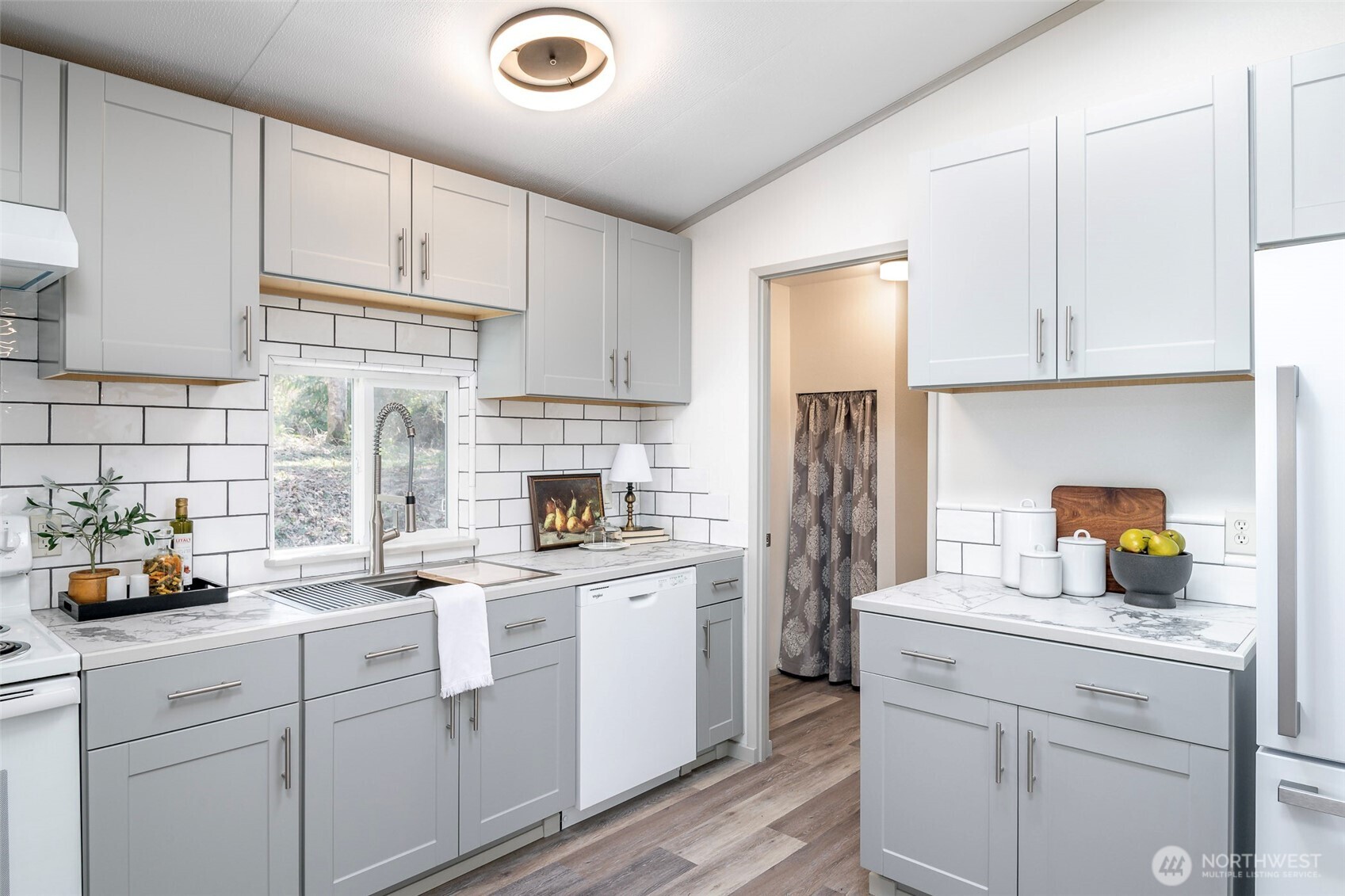 8511 361st Street E, Eatonville, WA 98328