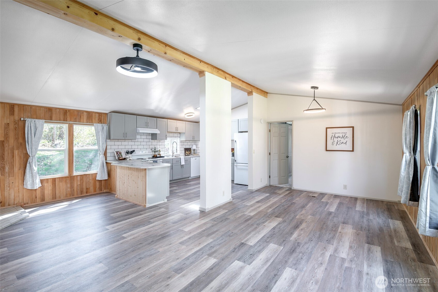 8511 361st Street E, Eatonville, WA 98328