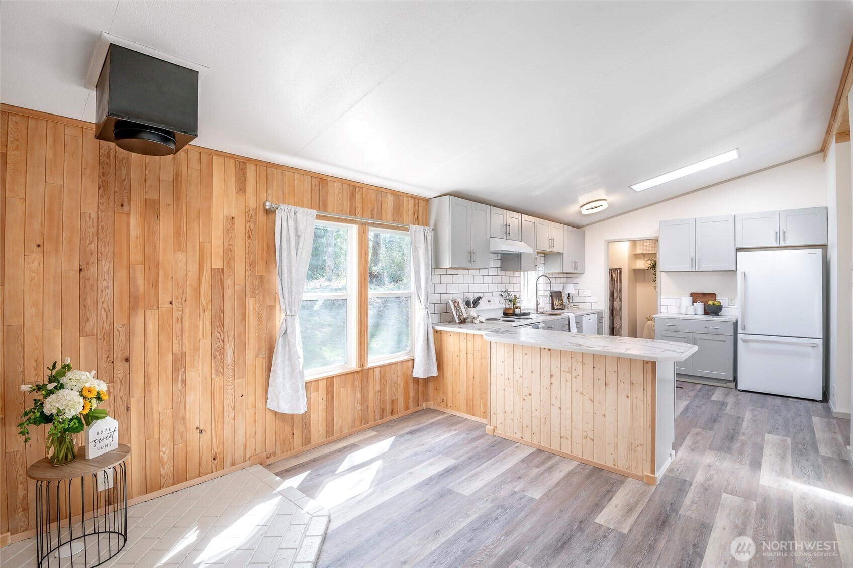 8511 361st Street E, Eatonville, WA 98328