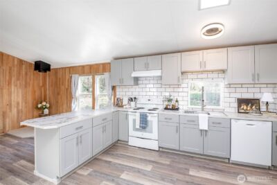 8511 361st Street E, Eatonville, WA 98328 - Photo 9