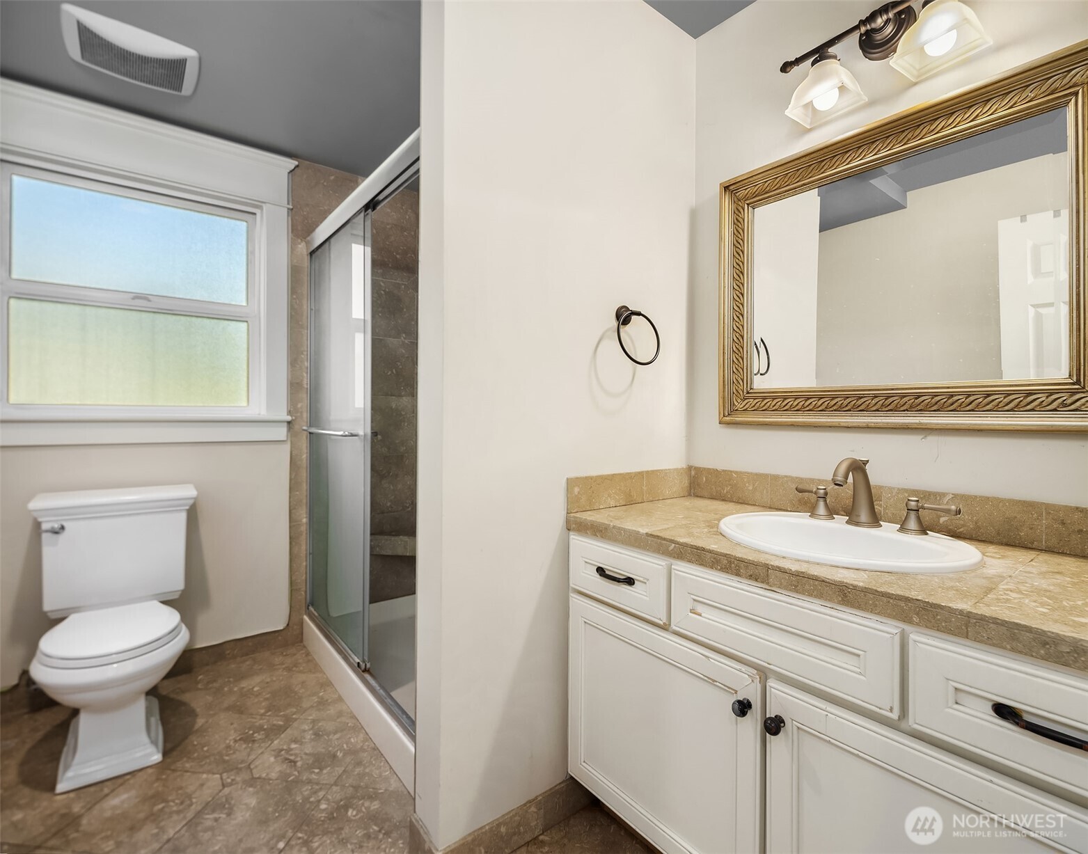 20802 SE 34th Street #6, Sammamish, WA 98075