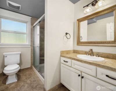 20802 SE 34th Street #6, Sammamish, WA 98075 - Photo 5
