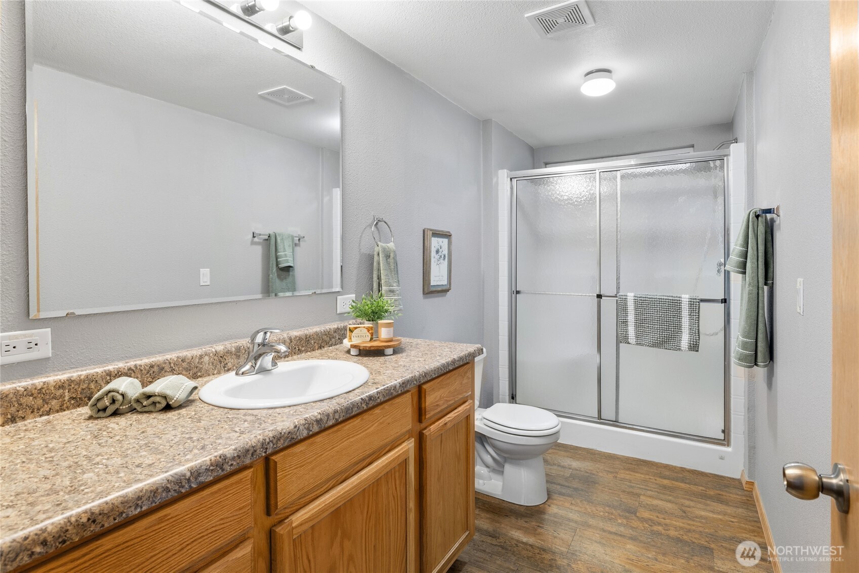 605 N Park Street , Cle Elum, WA 98922