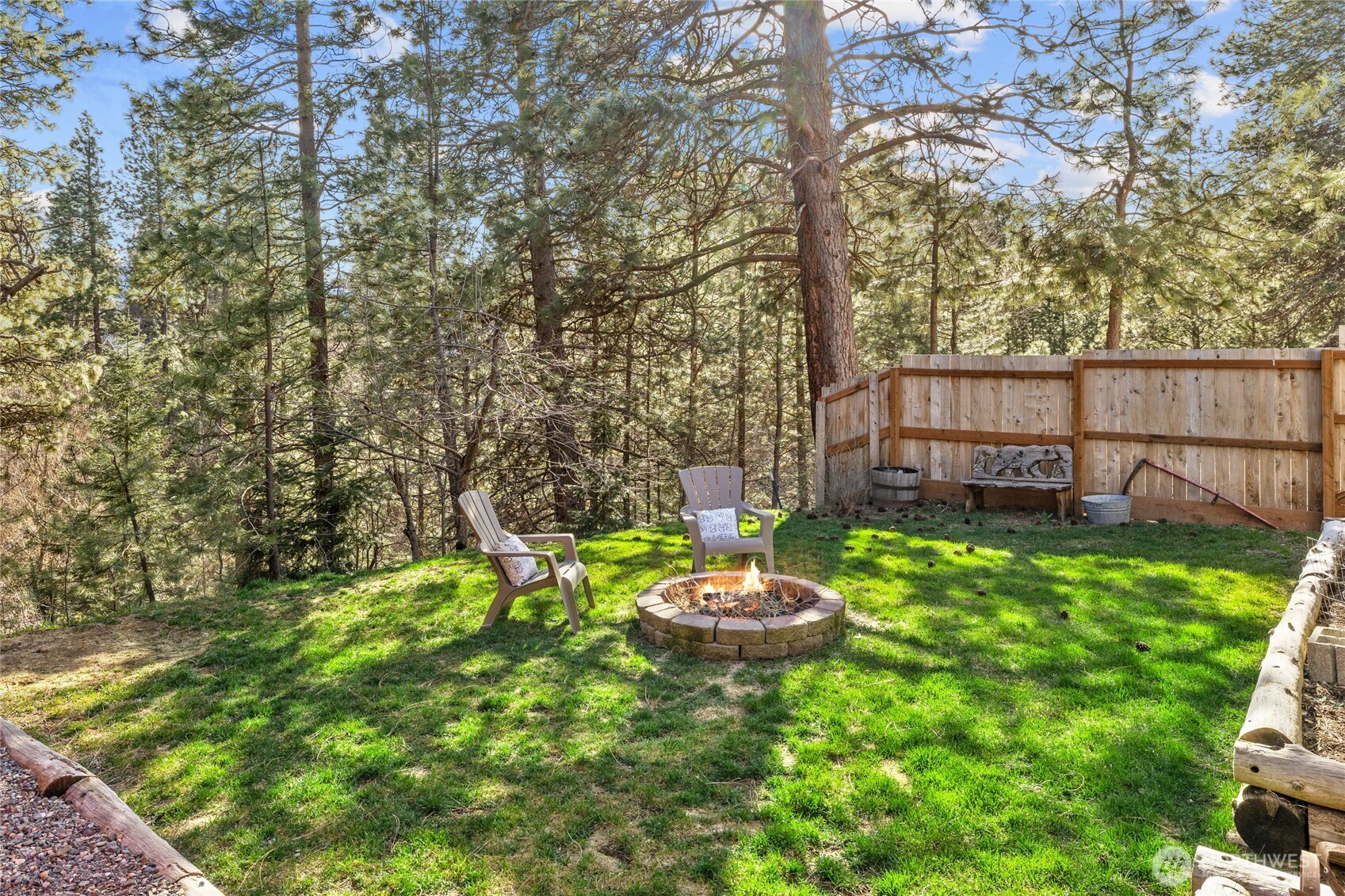 605 N Park Street , Cle Elum, WA 98922