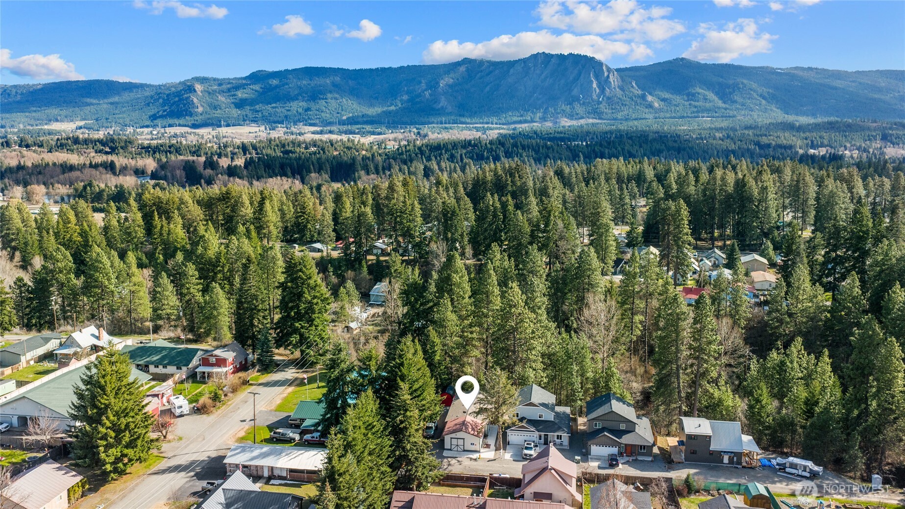 605 N Park Street , Cle Elum, WA 98922