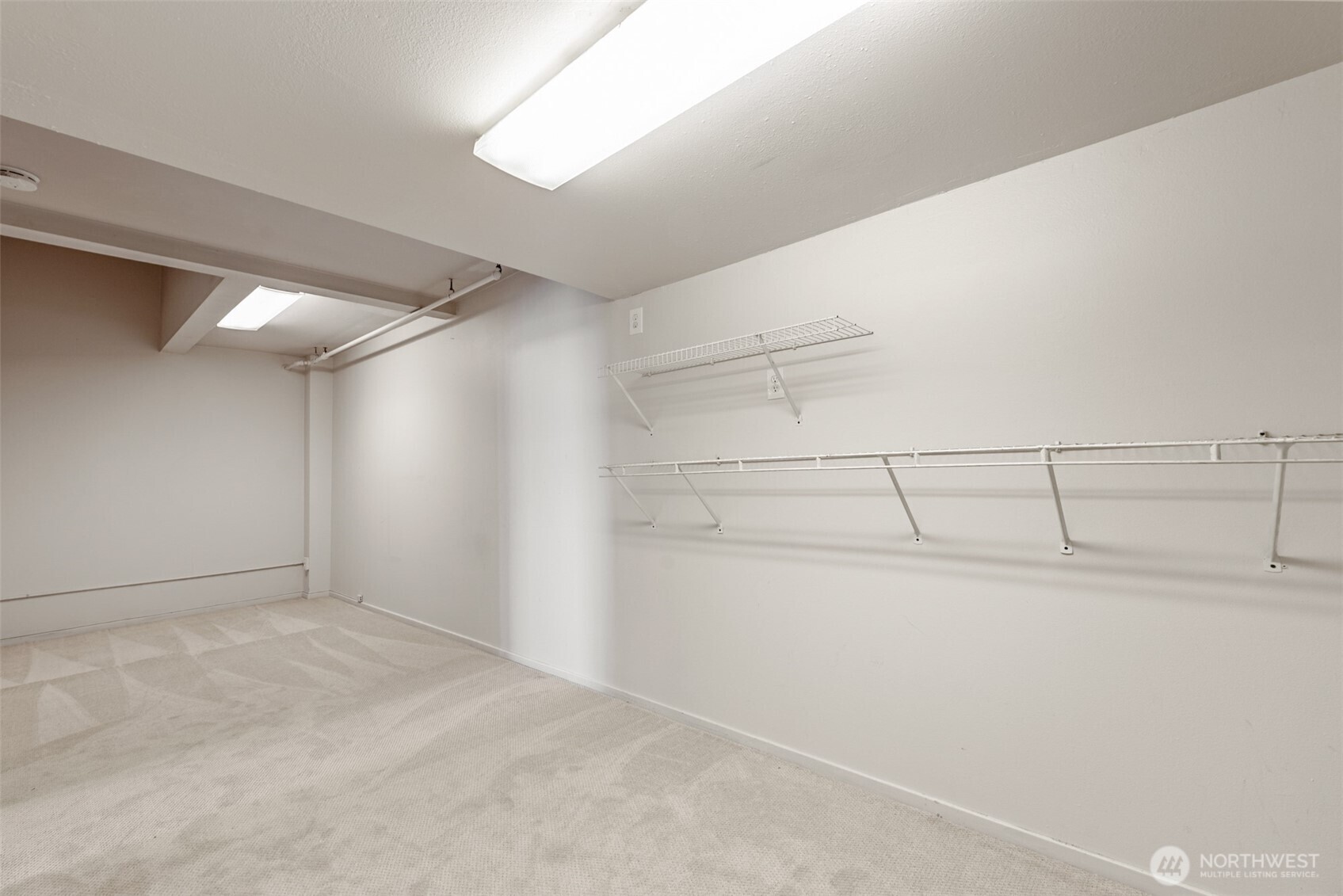 2400 8th Avenue N #1S, Seattle, WA 98109