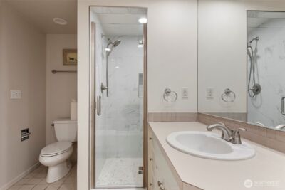 2400 8th Avenue N #1S, Seattle, WA 98109 - Photo 26