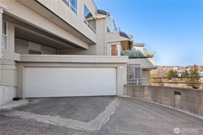 2400 8th Avenue N #1S, Seattle, WA 98109 - Photo 29