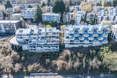 2400 8th Avenue N #1S, Seattle, WA 98109 - Photo 33