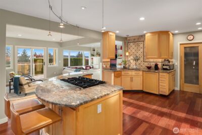 10211 NE 59th Street , Kirkland, WA 98033 - Photo 11