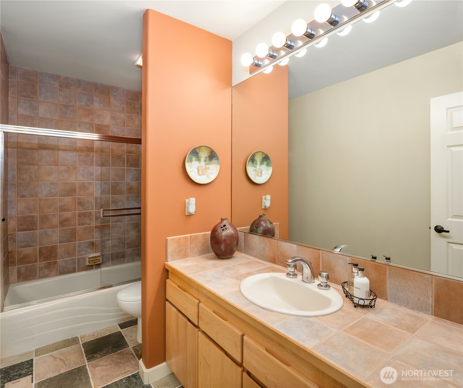 10211 NE 59th Street , Kirkland, WA 98033