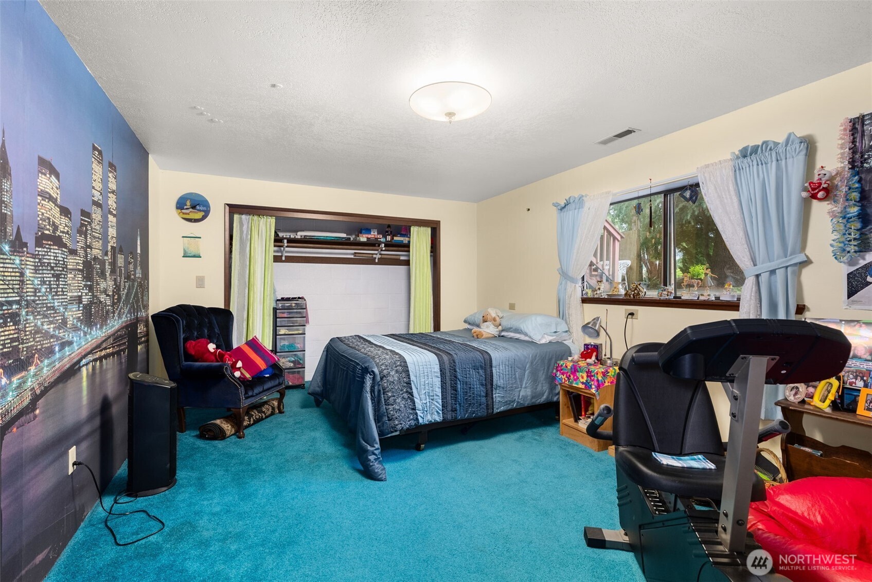 43 Hines Valley Road , Raymond, WA 98577