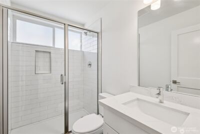 5257 Brooklyn Avenue NE, Seattle, WA 98105 - Photo 28