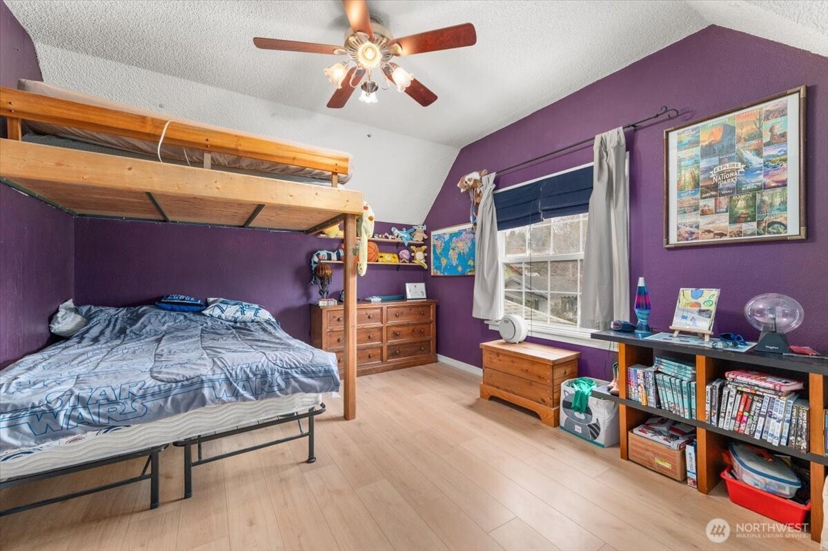 225 S Division Street , Cashmere, WA 98815