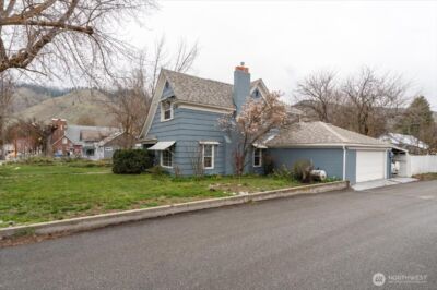 225 S Division Street , Cashmere, WA 98815 - Photo 32
