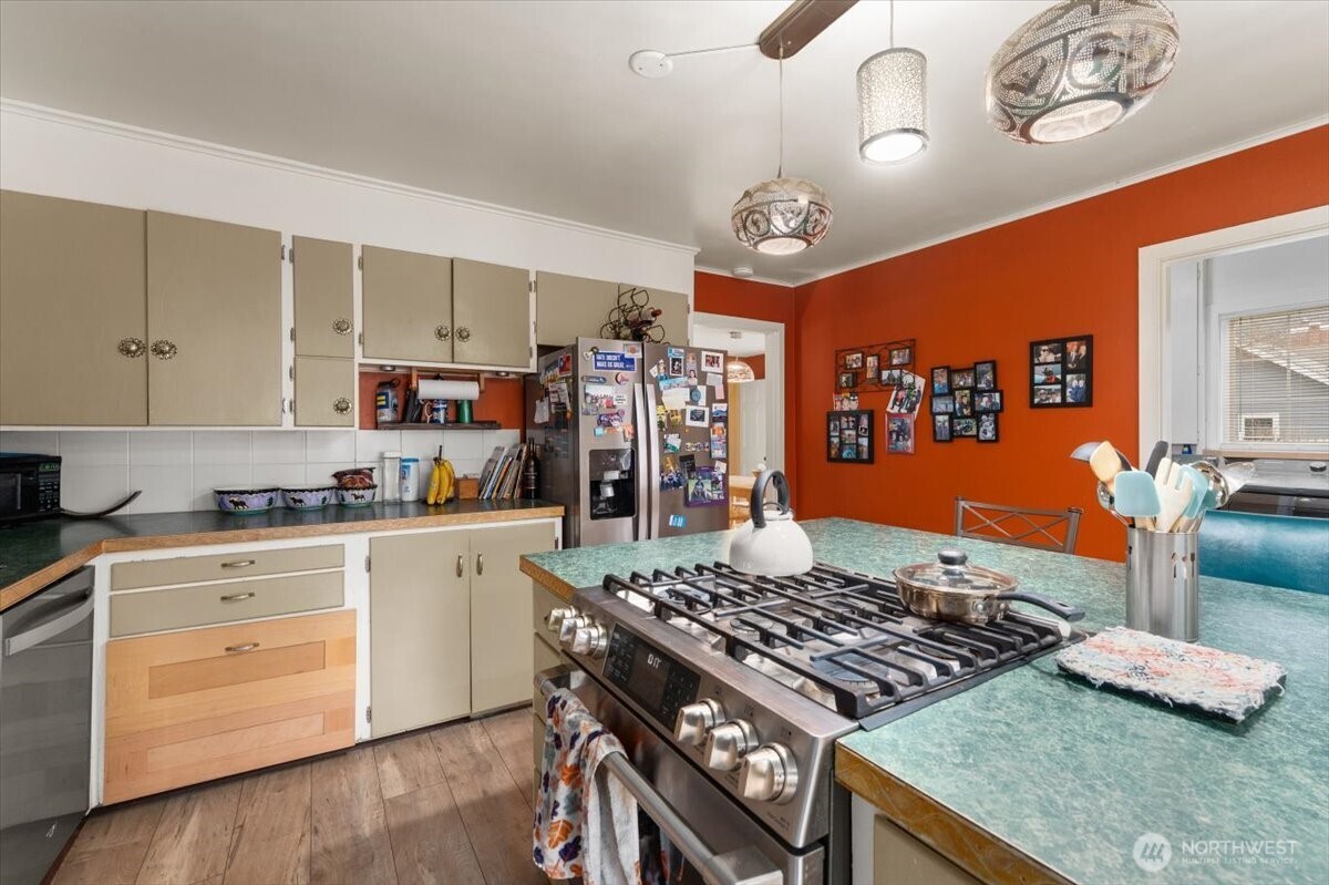 225 S Division Street , Cashmere, WA 98815