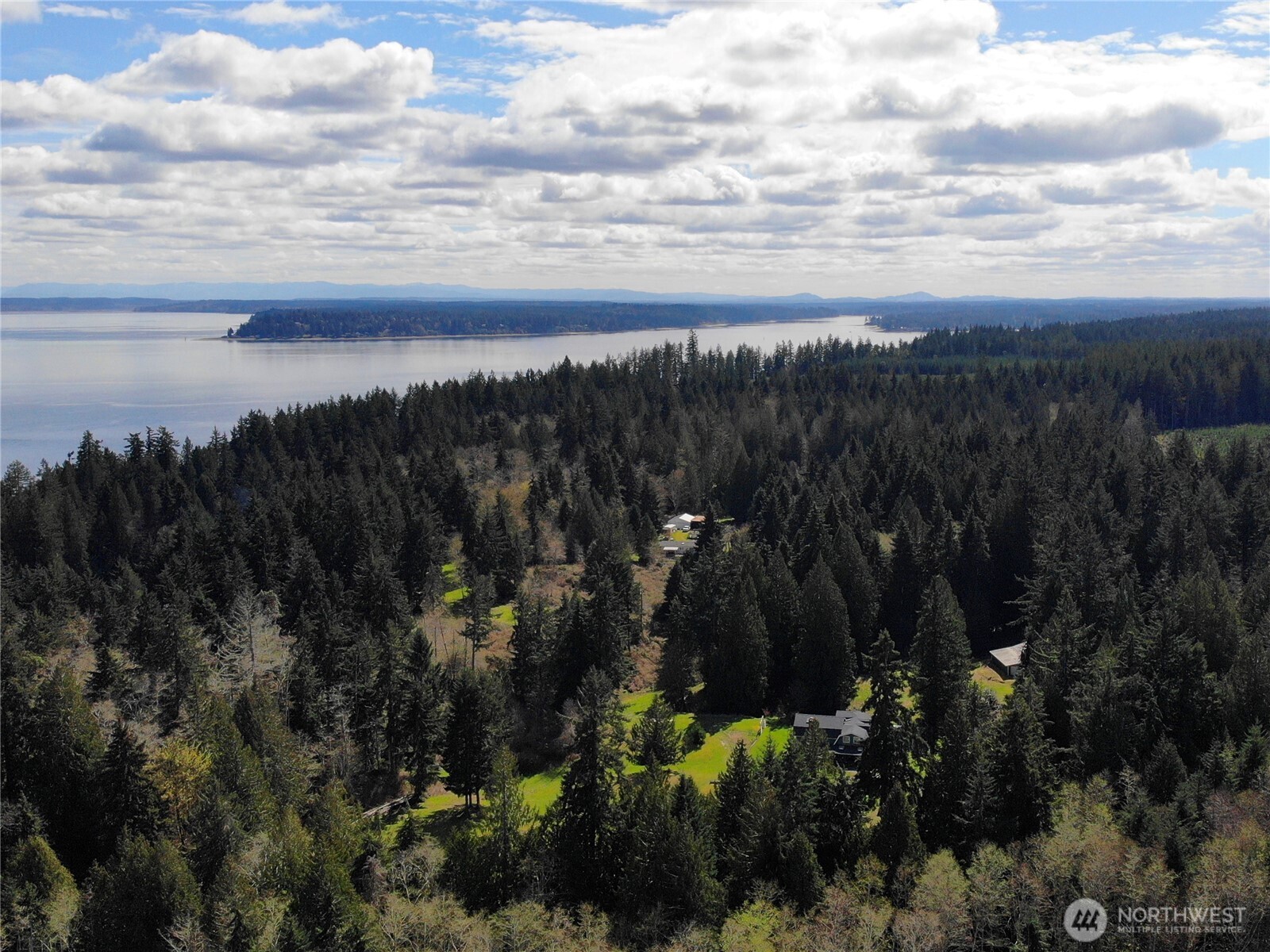 1 XX E Case View Place , Shelton, WA 98584