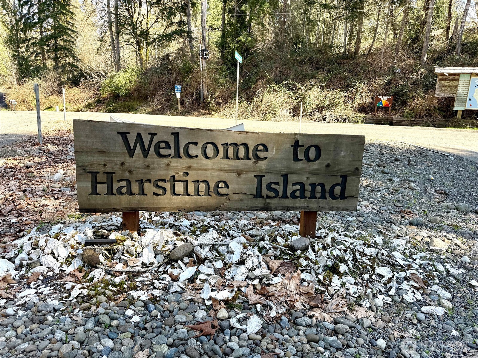 1 XX E Case View Place , Shelton, WA 98584