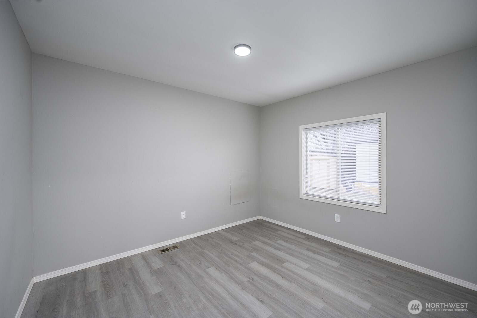 4000 Longview Street NE #82, Moses Lake, WA 98837