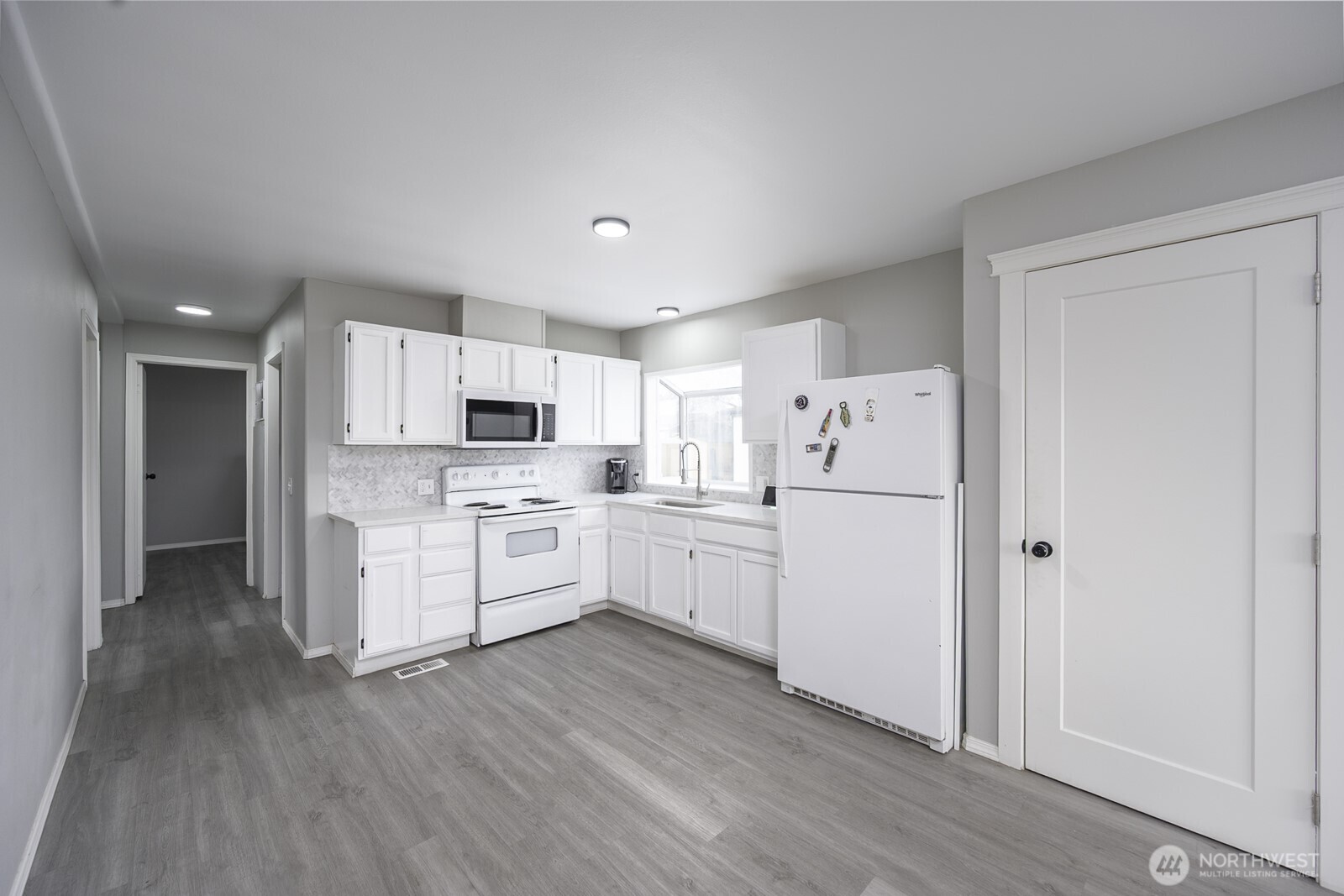 4000 Longview Street NE #82, Moses Lake, WA 98837