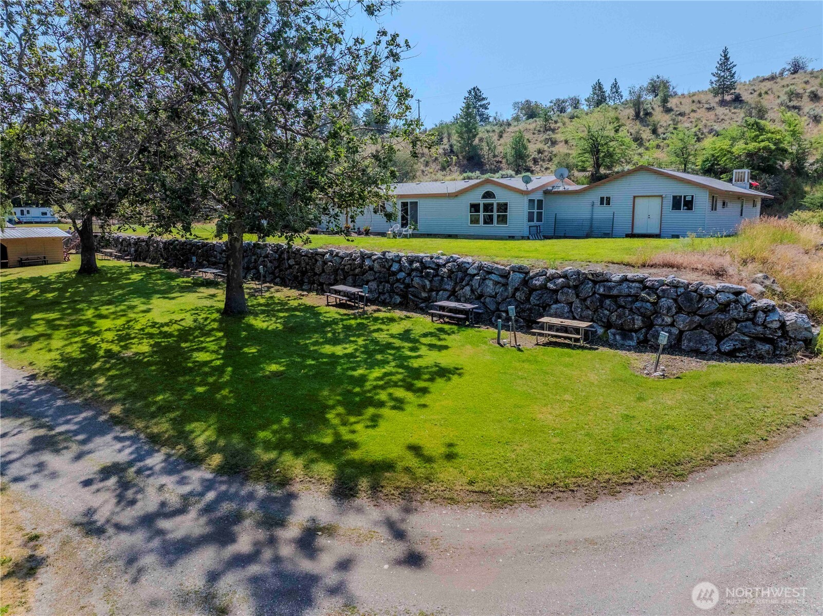 10 Mccammon Rd , Tonasket, WA 98855