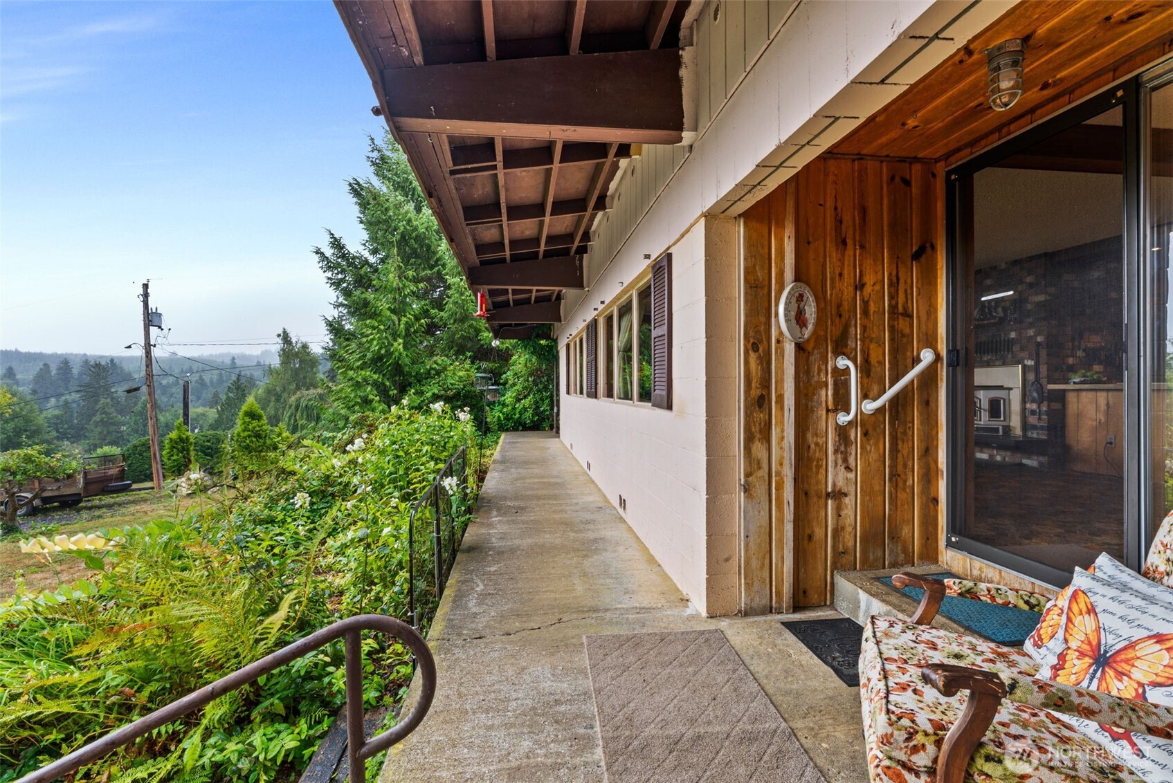 431 B Street , South Bend, WA 98586