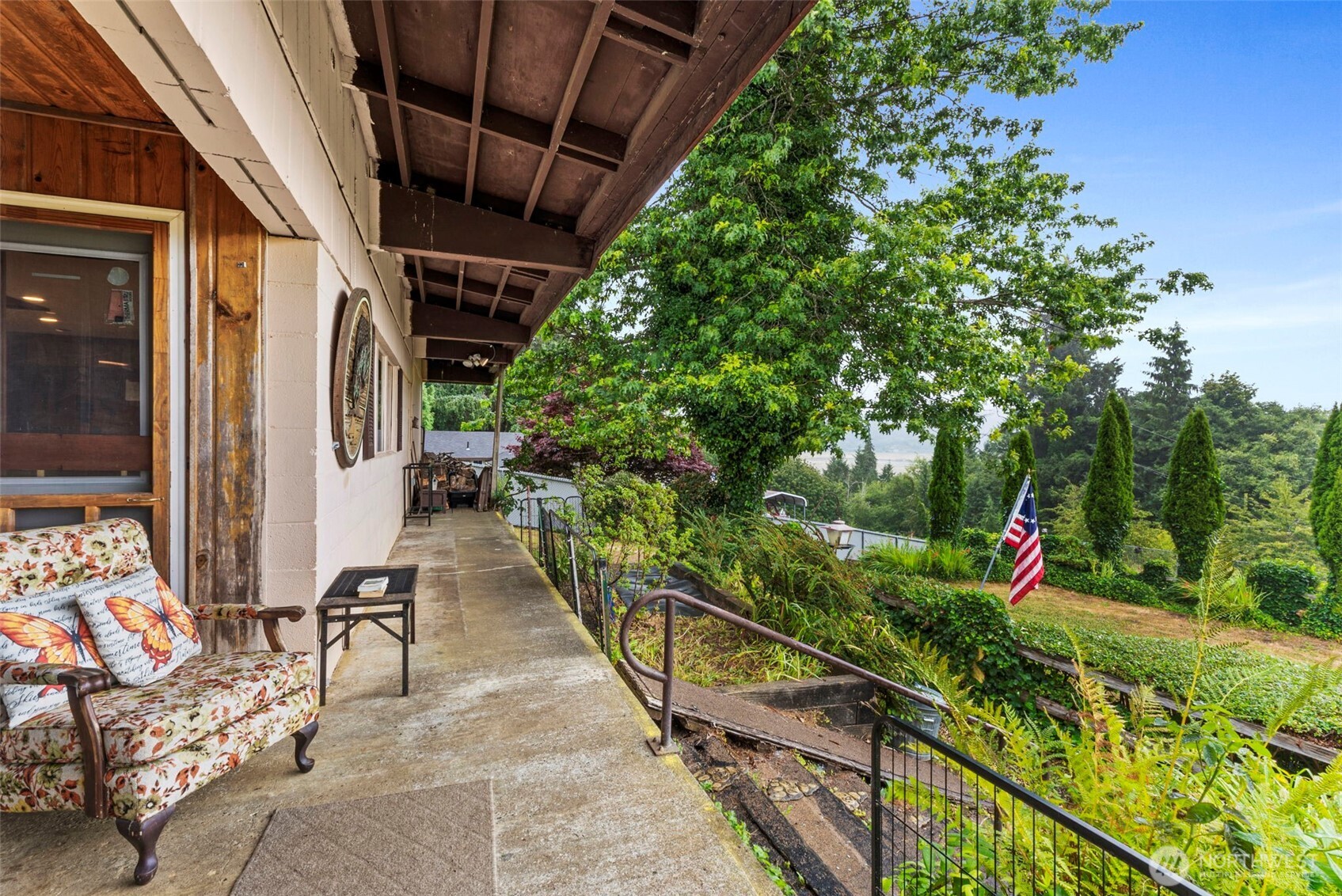 431 B Street , South Bend, WA 98586