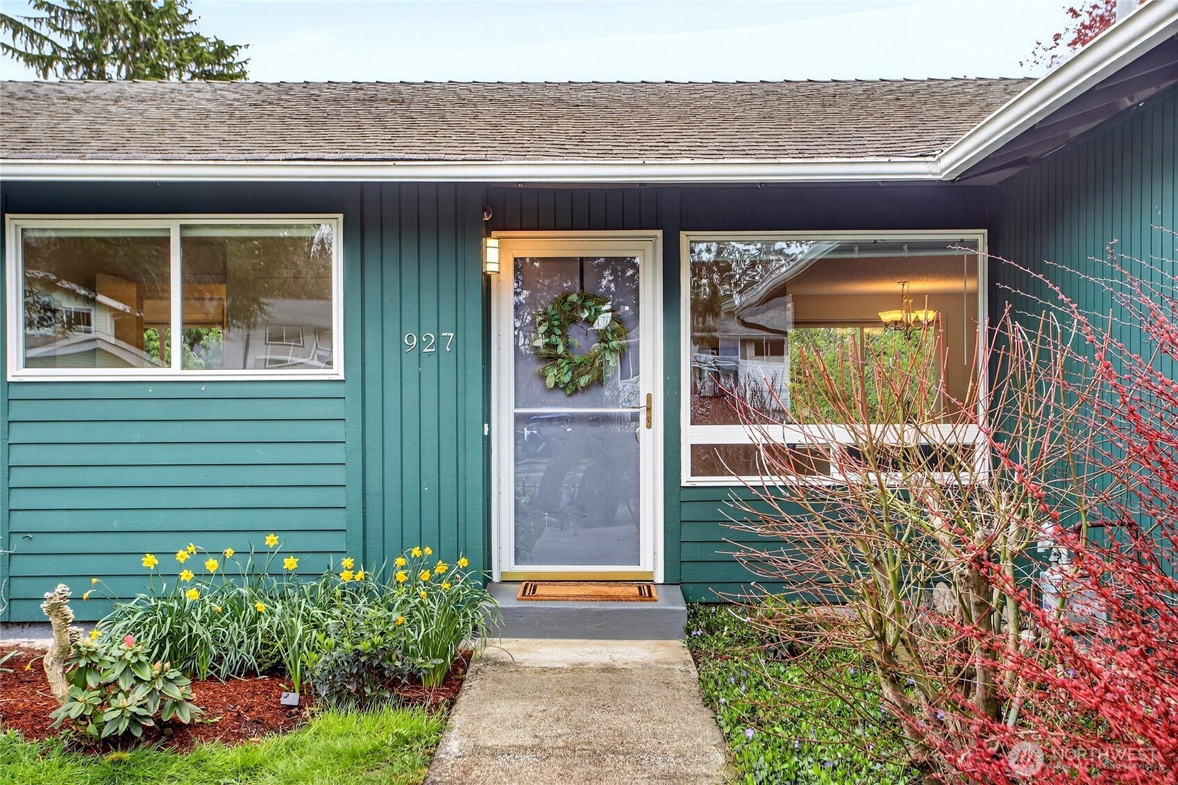 927 S 240th Place , Des Moines, WA 98198