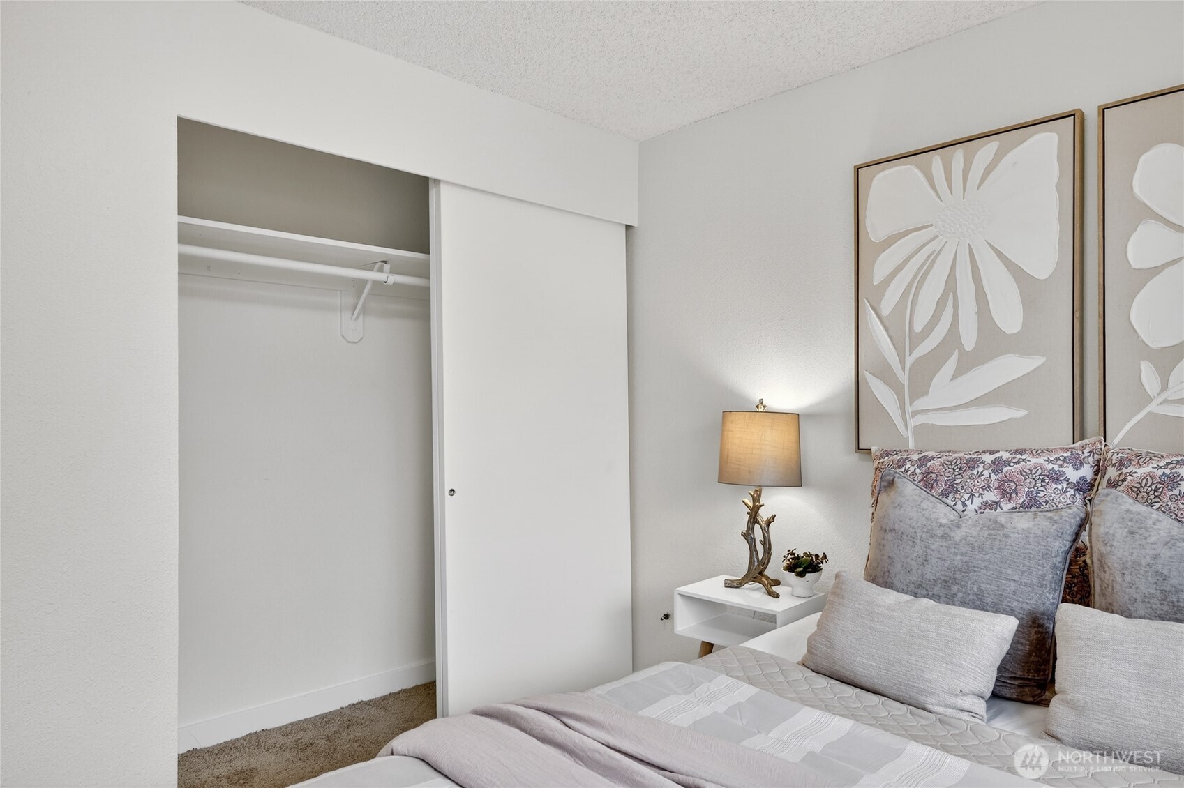 927 S 240th Place , Des Moines, WA 98198