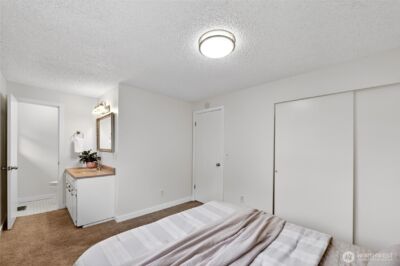 927 S 240th Place , Des Moines, WA 98198 - Photo 19
