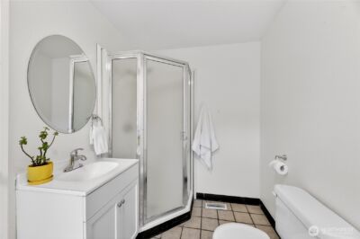 927 S 240th Place , Des Moines, WA 98198 - Photo 22