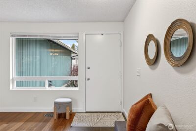 927 S 240th Place , Des Moines, WA 98198 - Photo 3